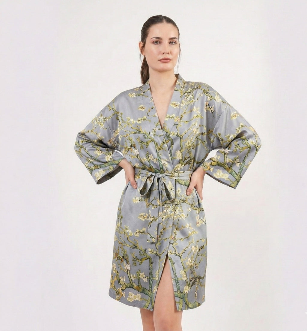 Short kimono "Japanese Winter"