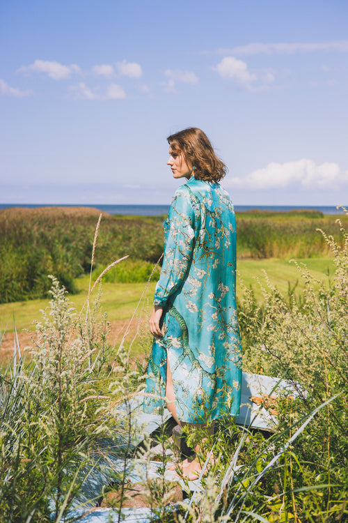 Long button-up silk dress "Japanese Lake"