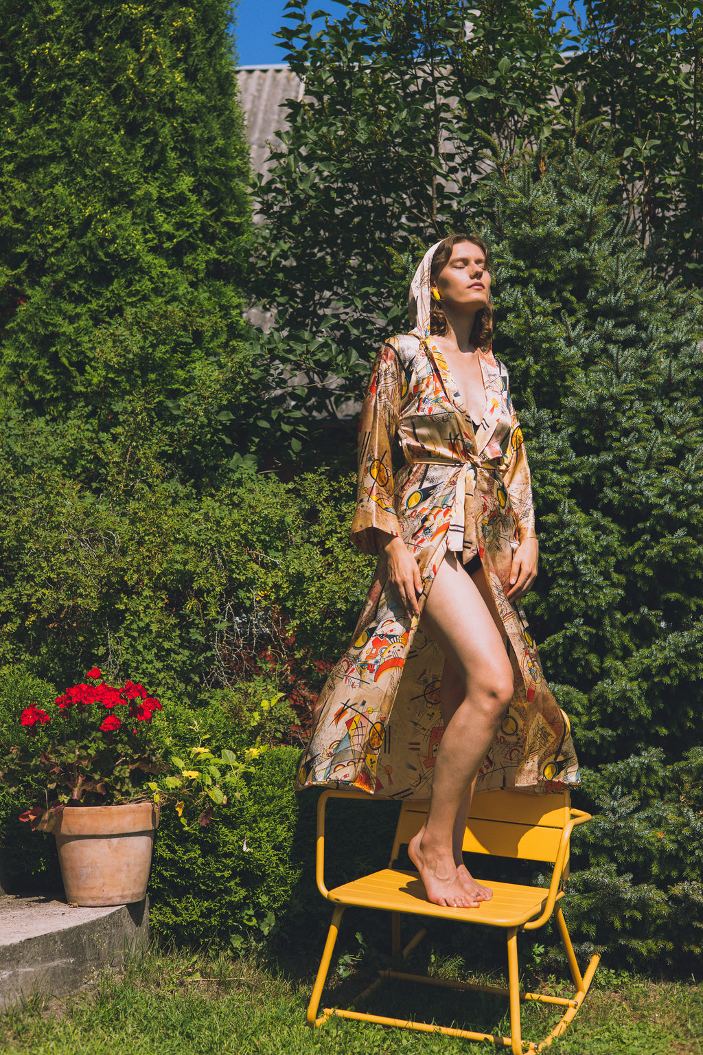 Long hooded kimono "Kandisnky Composition in Yellow"