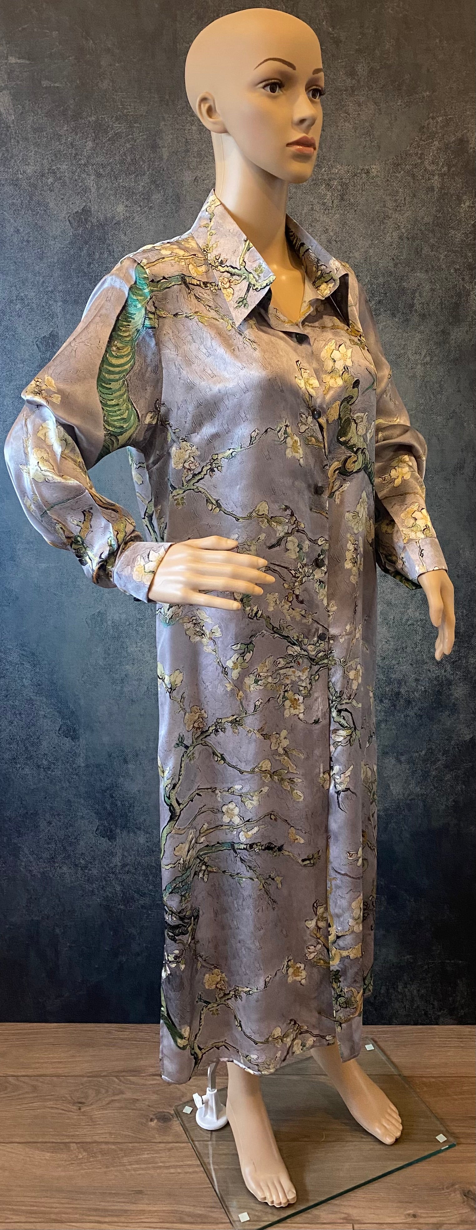 Long button-up silk dress "Japanese Winter"