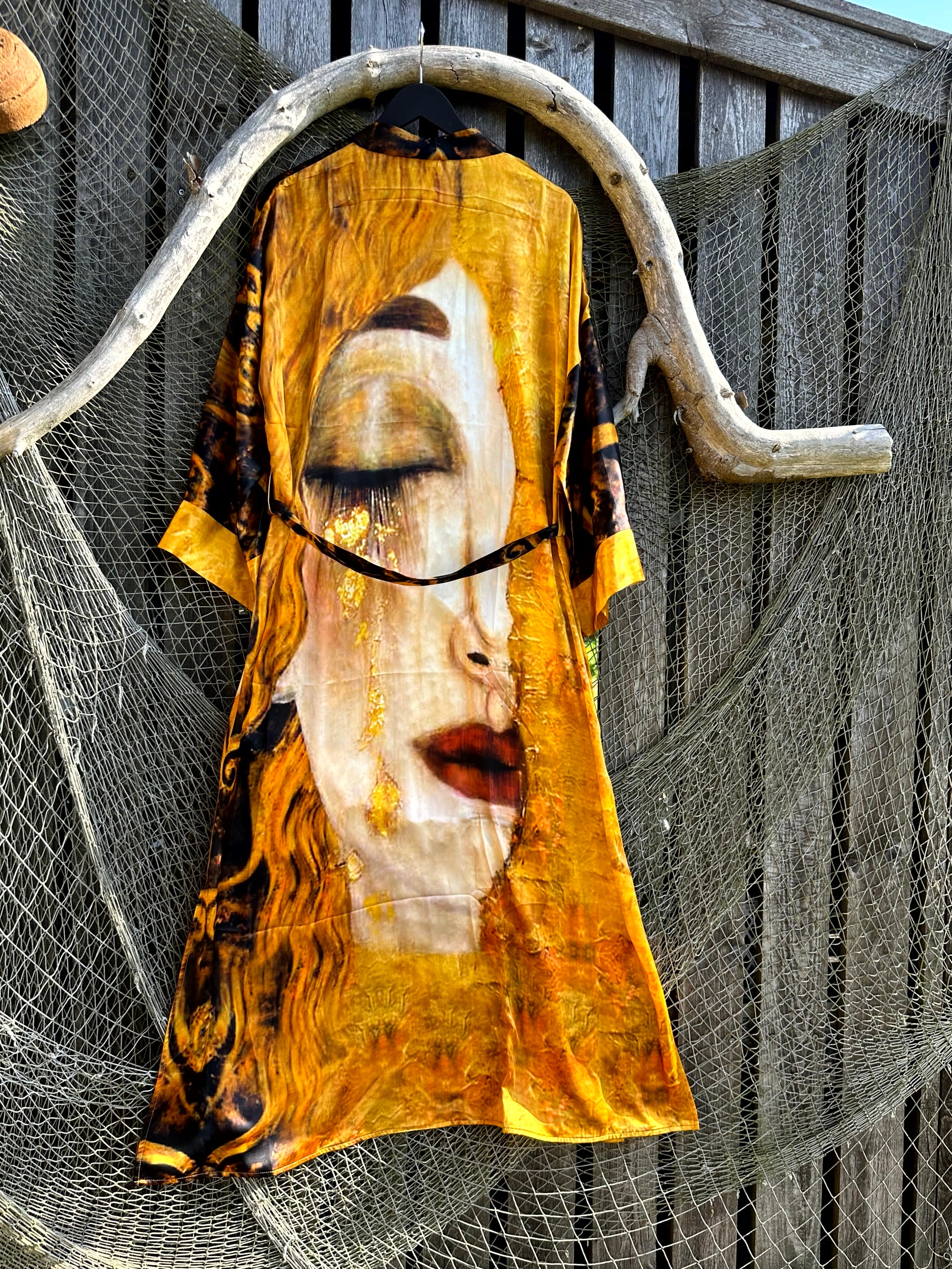 Long kimono "Golden Tears"