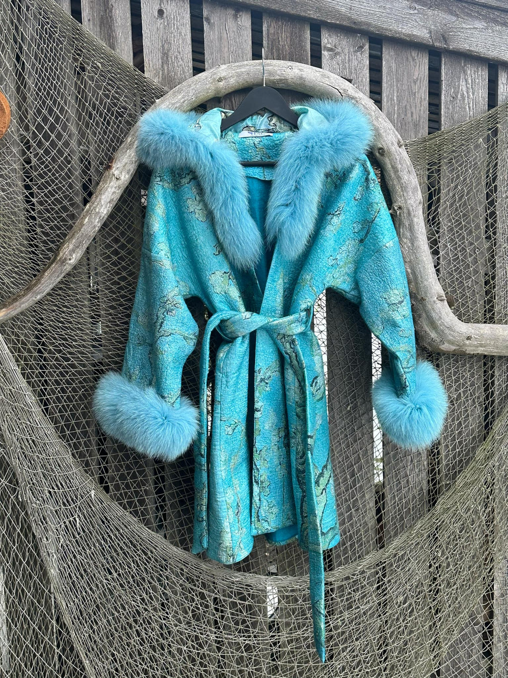 Felted silk Autumn-Winter jacket with Fox fur collar "Japanese Lake"