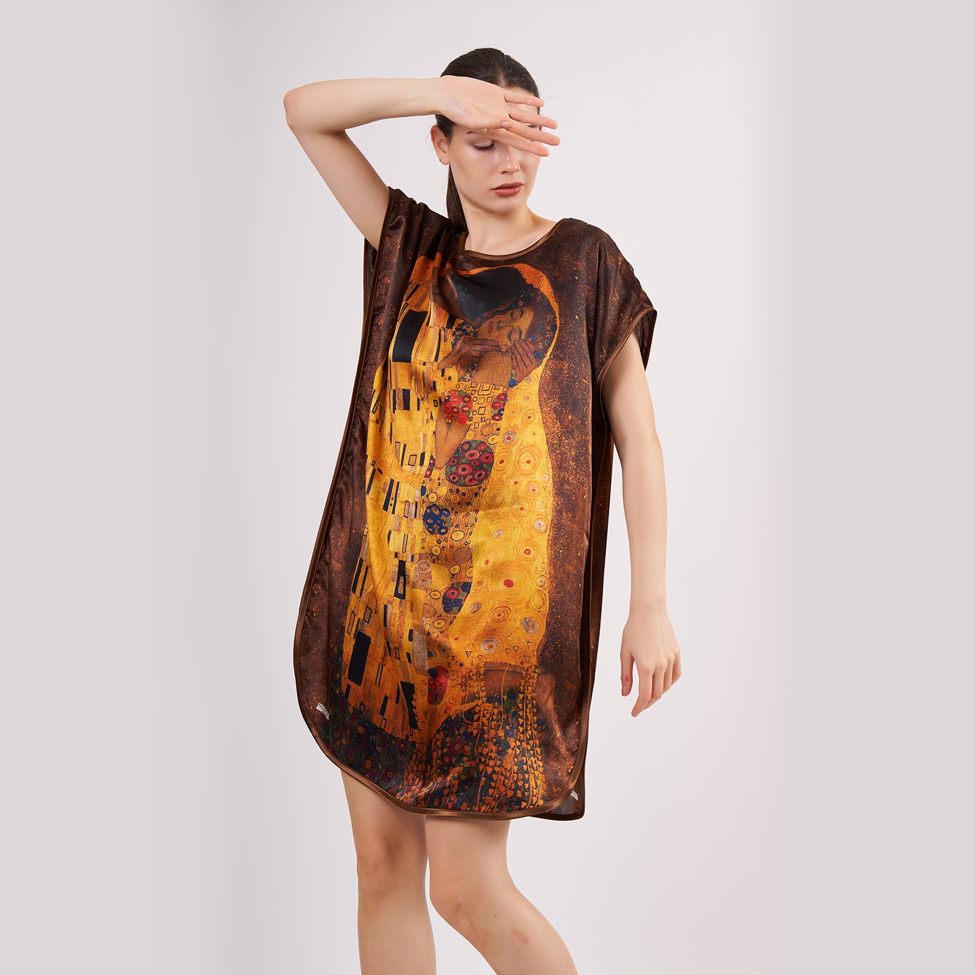 Short loose silk dress "The Kiss"